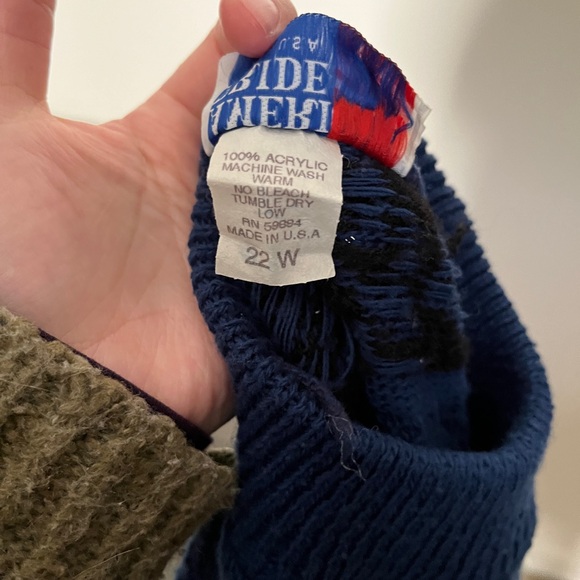 Vintage ugly Christmas snow flake sweater - Picture 6 of 7